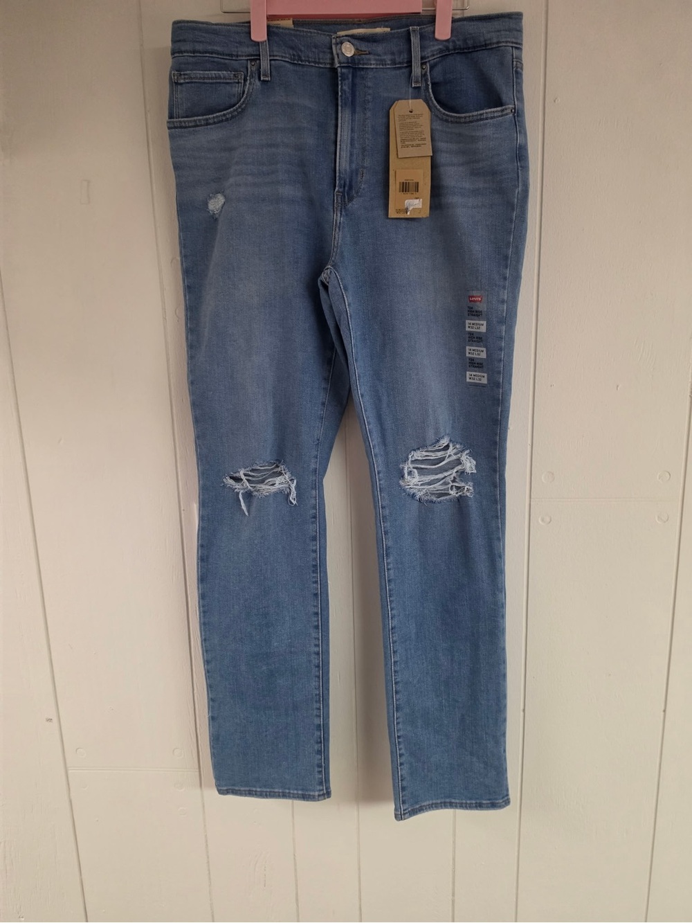 Levi's 724 Women’s High-Rise Straight Distressed Women's Jeans- Size 14 NWT